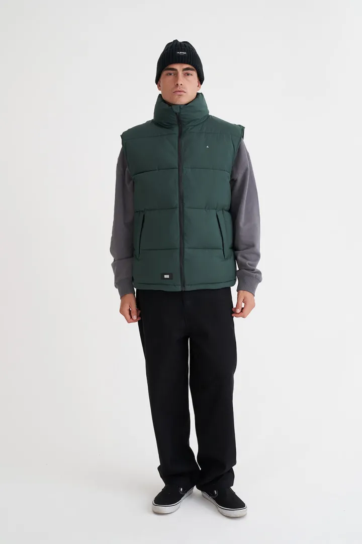 MENS BOX PUFFER VEST FOREST