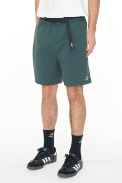 RANGE SHORT GOLF GREEN